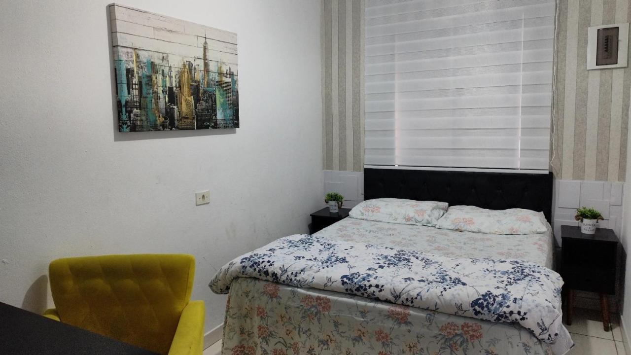 Vitoria Hostel Guarulhos Eksteriør bilde