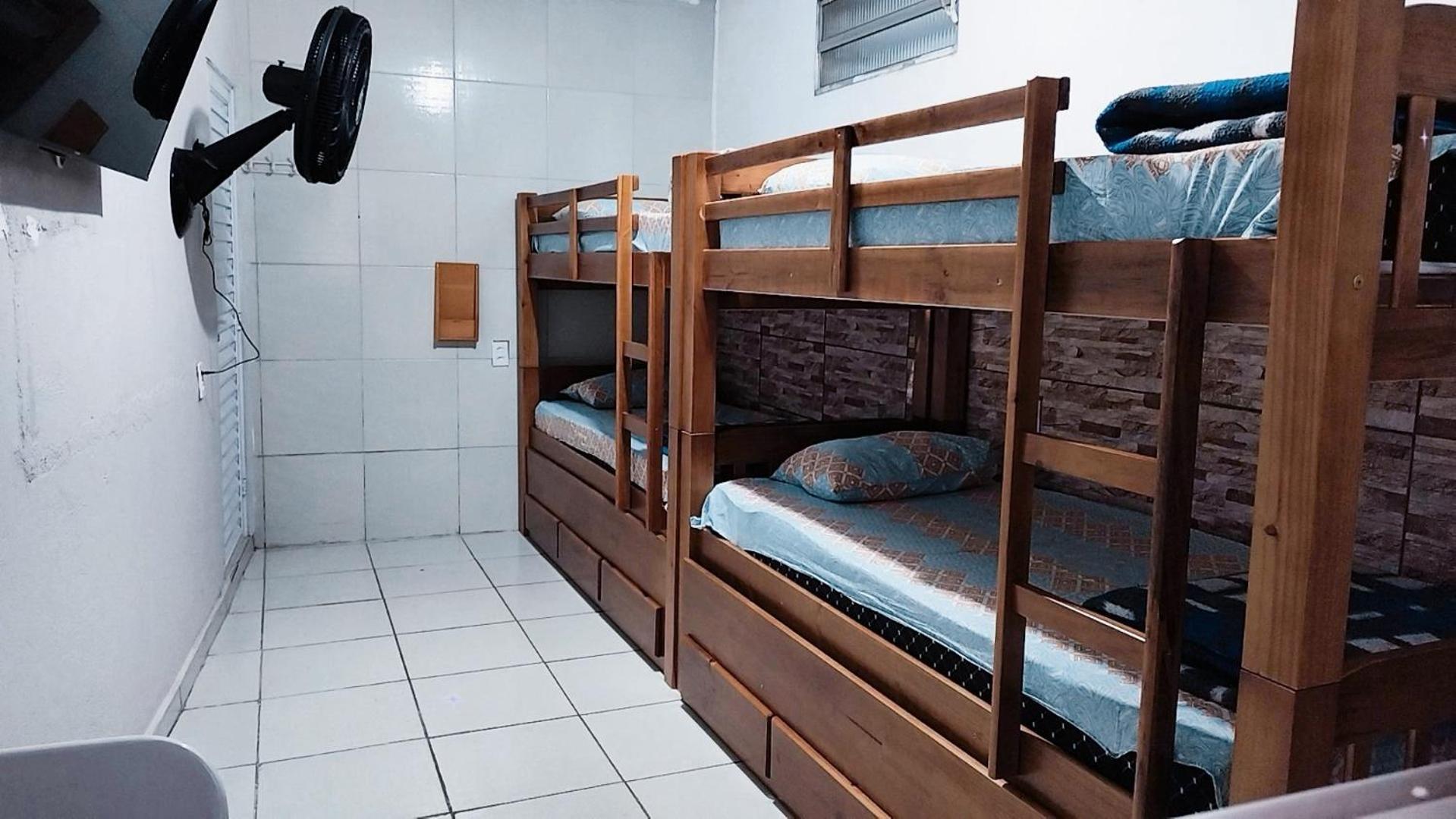 Vitoria Hostel Guarulhos Eksteriør bilde