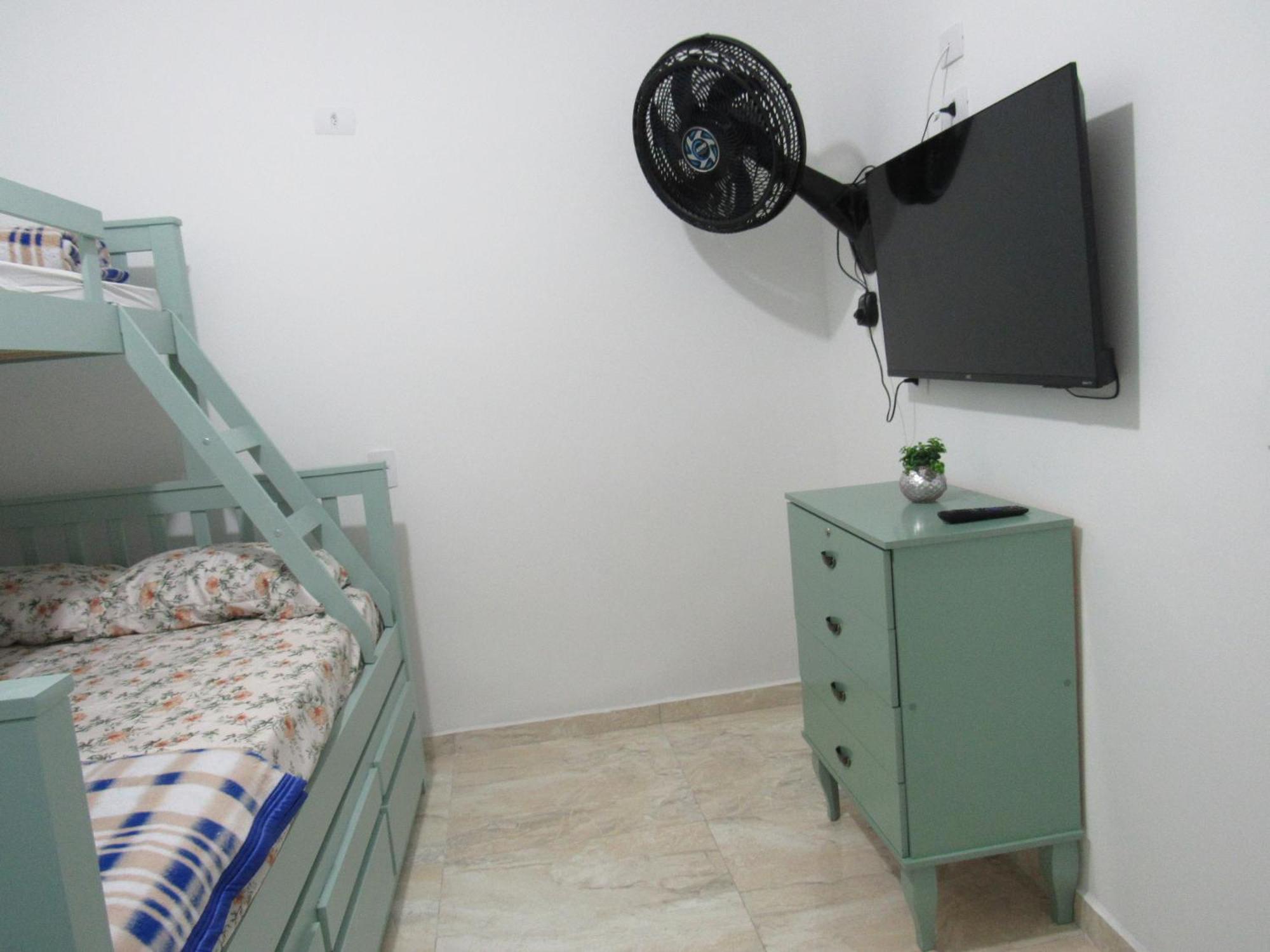 Vitoria Hostel Guarulhos Eksteriør bilde