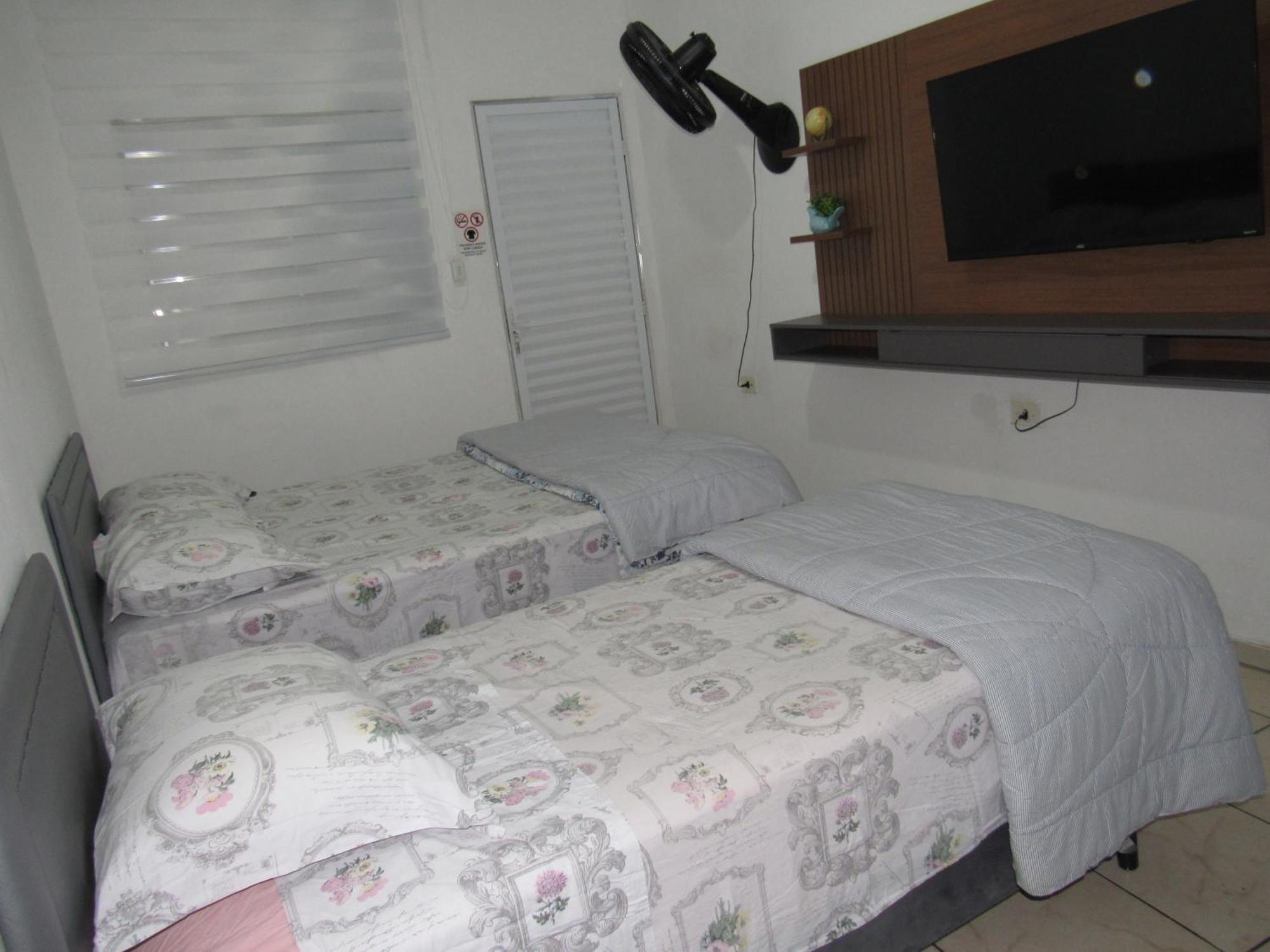 Vitoria Hostel Guarulhos Eksteriør bilde